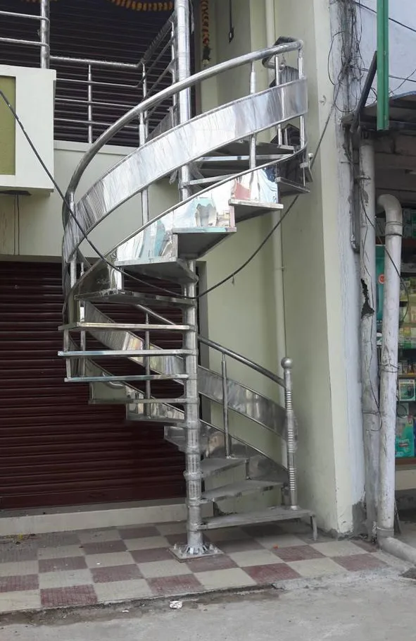 Exterior stainless steel spiral staircase